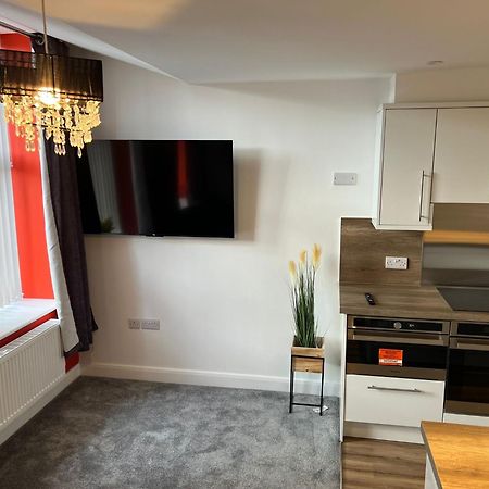 Flat 2 - Luxury Bolton City Centre Apartments Buitenkant foto