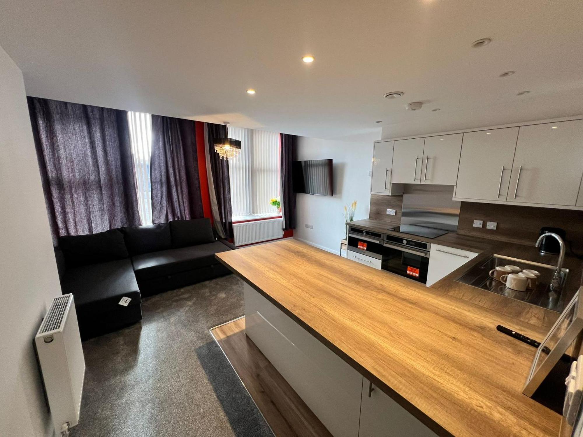 Flat 2 - Luxury Bolton City Centre Apartments Buitenkant foto